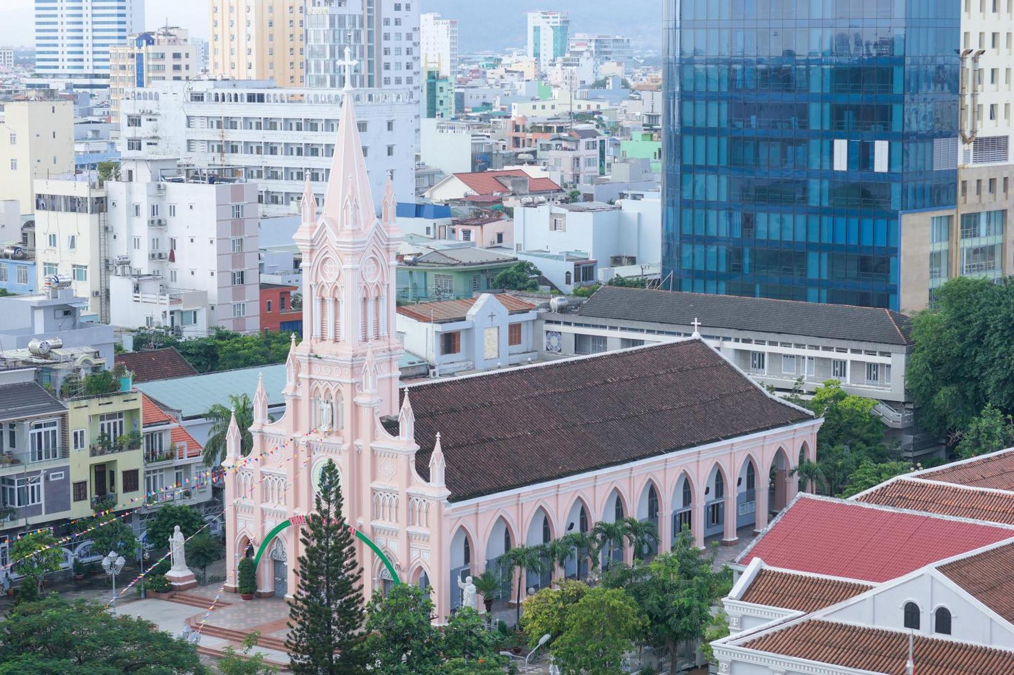 Centre Hotel Da Nang Esterno foto